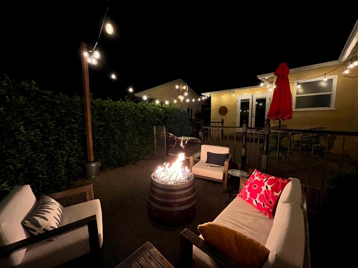 Spacious Renovated Petaluma Home- Pool Table, Fire Pit, Parking Buitenkant foto