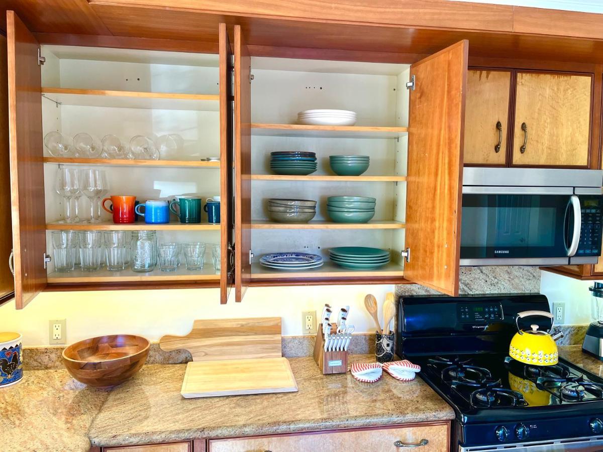 Spacious Renovated Petaluma Home- Pool Table, Fire Pit, Parking Buitenkant foto