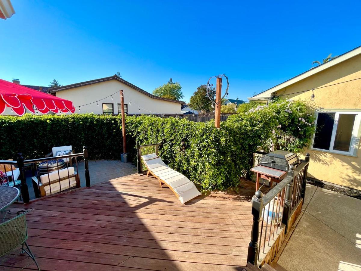 Spacious Renovated Petaluma Home- Pool Table, Fire Pit, Parking Buitenkant foto