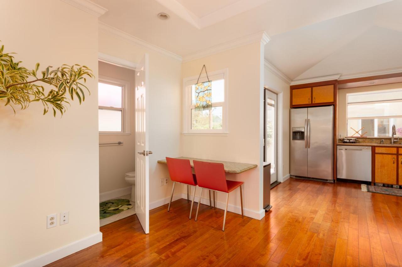 Spacious Renovated Petaluma Home- Pool Table, Fire Pit, Parking Buitenkant foto