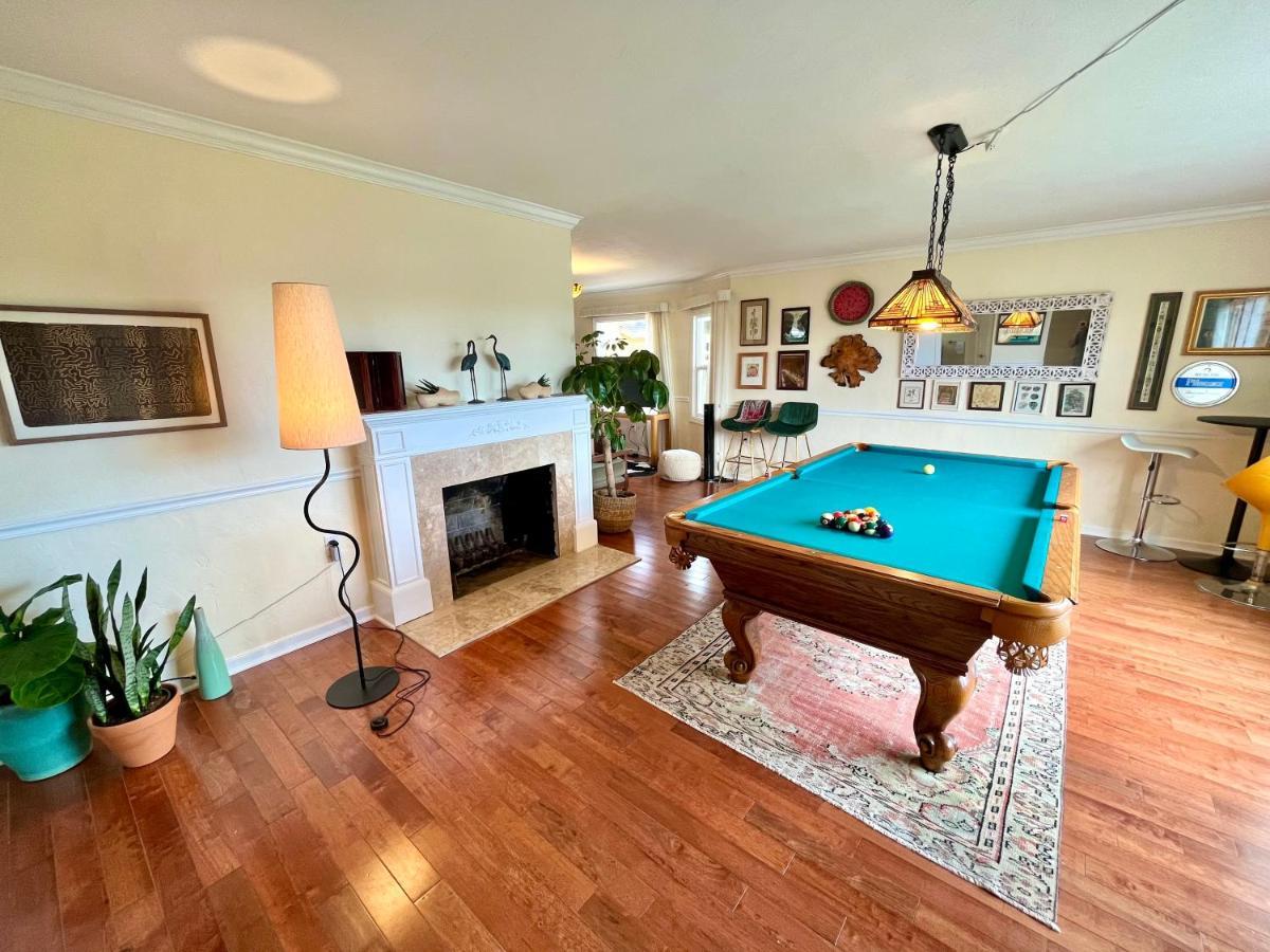 Spacious Renovated Petaluma Home- Pool Table, Fire Pit, Parking Buitenkant foto
