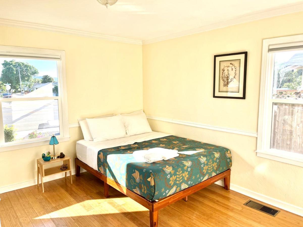Spacious Renovated Petaluma Home- Pool Table, Fire Pit, Parking Buitenkant foto
