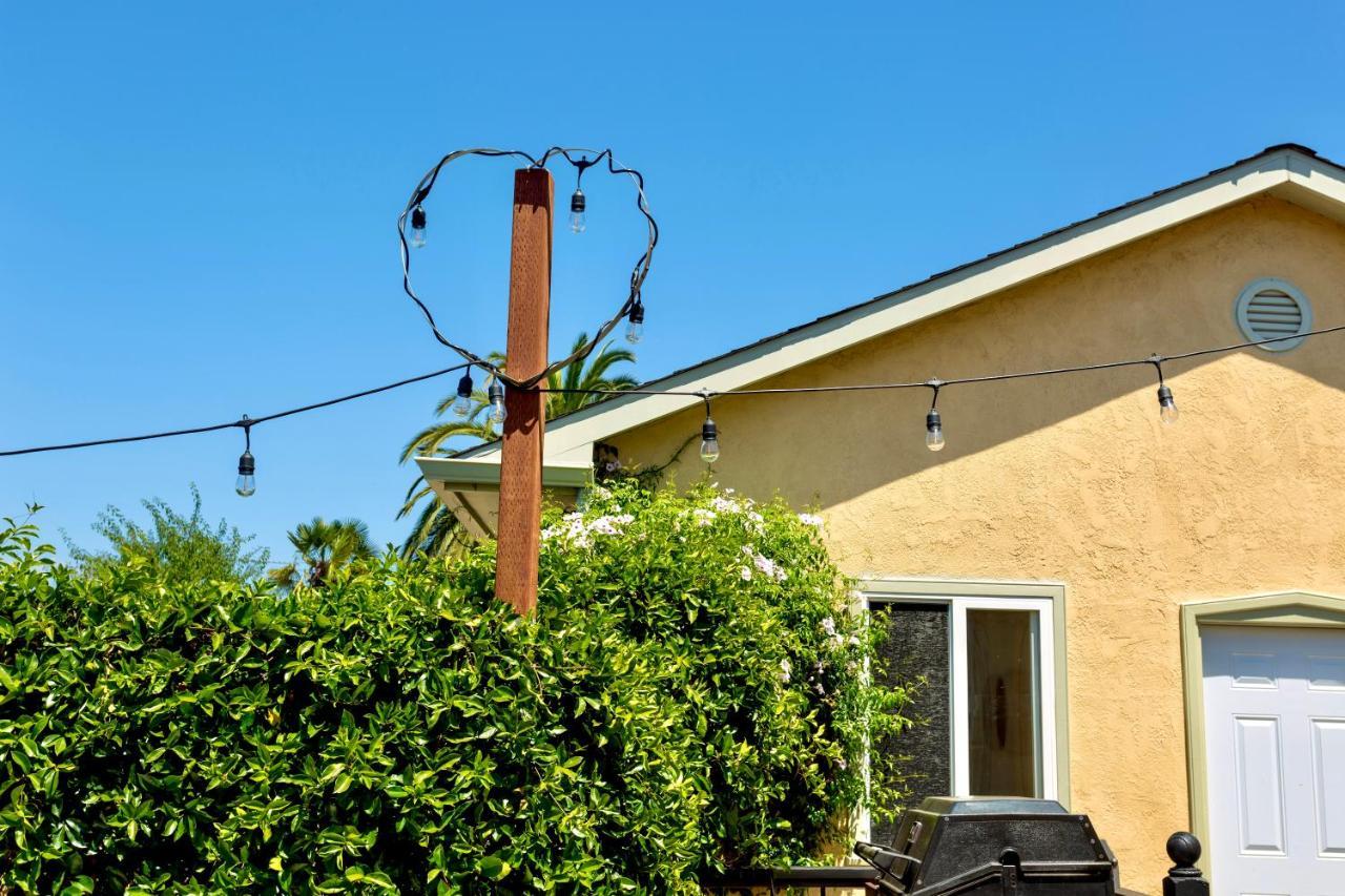 Spacious Renovated Petaluma Home- Pool Table, Fire Pit, Parking Buitenkant foto